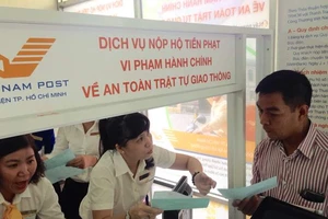 Nộp phạt vi phạm giao thông qua bưu điện: 15 phút là xong