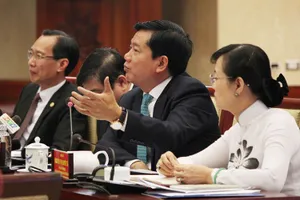 Bí thư Thăng truy vấn gay gắt cục phó Cục Hải quan