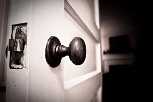 Bị khởi tố vì bạn gái nhí… hẹn hò