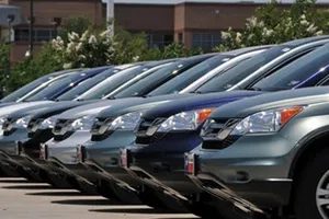 Bình Thuận: Hàng loạt cơ quan sắm xe công vượt định mức