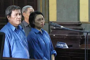 Nguyên tổng giám đốc lãnh hai án chung thân vì lừa đảo