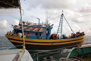 2 cán bộ bị đánh đập, chửi rủa thậm tệ trên biển