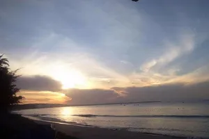 Giận chồng, nữ du khách Nga nhảy xuống biển tự tử