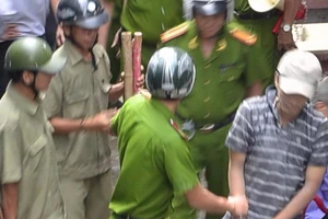 Bắt giữ người nổ súng bắn thanh niên đang chơi game