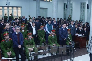 Hà Văn Thắm nhận mọi trách nhiệm, xin cho thuộc cấp 