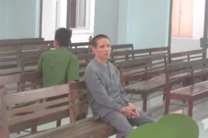 Kẻ xâm hại con ruột: ‘Tòa muốn xử tử hình cũng được’