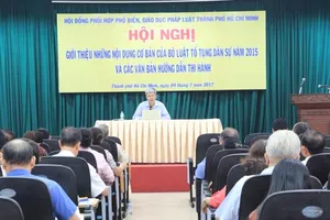 Dựa vào tập quán để xét xử là... dựa vào đâu?