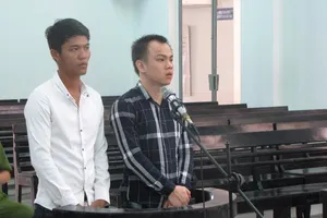 Bệnh nhân tâm thần xuất viện quay lại bệnh viện trả thù