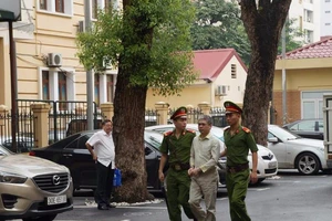 Kế toán trưởng PVN phủ nhận việc nhận tiền ‘chăm sóc’