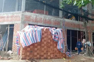 Đánh người bất tỉnh chỉ vì bị rơi... cái mũ