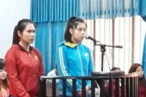 Cô gái tự bán mình sang TQ, không chịu nổi lại trốn về