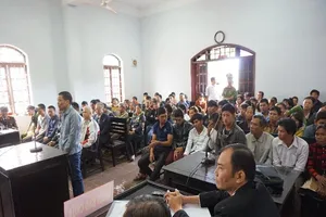 Đang xử vụ xả súng kinh hoàng làm 16 người thương vong