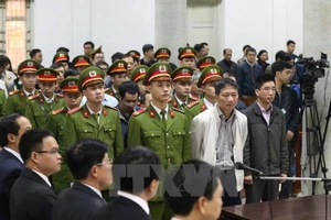 Tòa tuyên phạt ông Đinh La Thăng mức án 13 năm tù