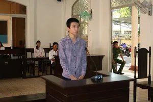 Thanh niên tìm người sát hại, lấy tiền trả nợ cho mẹ