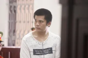 Qua Việt Nam làm thuê kiếm tiền mua rượu, lãnh án... tội khác