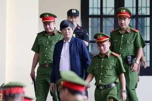 Công an thu được gì khi xét nơi làm việc của 2 ông Vĩnh, Hóa?