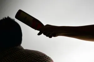 Thanh niên bị tăng án tù vì đánh ‘hôi’ người tàn tật 1 phát