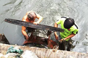 Xác định nguyên nhân trời không mưa đường vẫn ngập nước