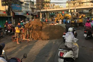 Thi công ẩu, hàng loạt công trình bị ngưng cấp phép