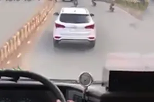 Cản đường xe ưu tiên, bị xử như thế nào?