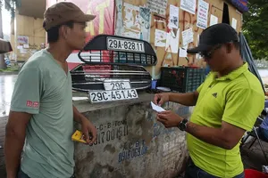 Tranh cãi quanh việc “chuộc” biển số ô tô giá 500.000 đồng