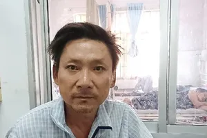 Tìm thân nhân cho người đàn ông đầu óc không tỉnh táo