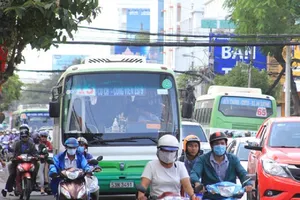 Tăng cường xe buýt phục vụ Tết dương lịch