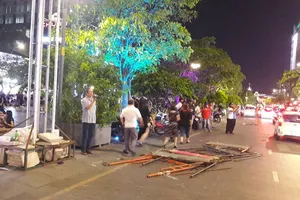 Cấm lưu thông trên đường Nguyễn Huệ trong 2 ngày