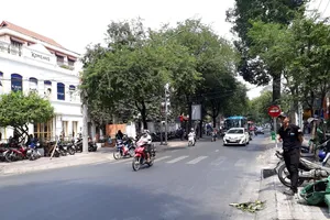 Đường Sài Gòn vắng hoe vào những ngày cận Tết