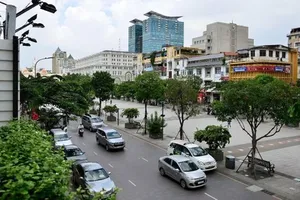 Lịch cấm tất cả phương tiện lưu thông qua đường Nguyễn Huệ