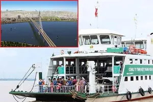 TPHCM: Xử lý nghiêm tàu lụi chở khách qua sông