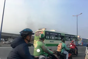 Sắp xếp lại mạng lưới xe buýt để cạnh tranh xe công nghệ