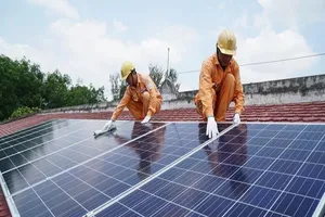 Dân Bình Thuận ‘đua nhau’ lắp đặt điện mặt trời