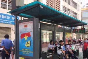 Khánh thành nhà chờ xe buýt 700 triệu đồng 