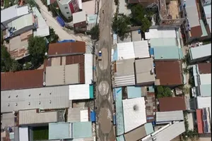 Ngao ngán với con đường đi làm ướt như đi bơi