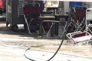 Ngành điện nói gì về việc dây điện rơi trúng người?