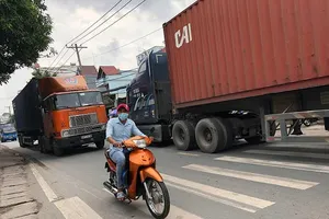 Xóa 'điểm đen' trên đường Nguyễn Duy Trinh, quận 9