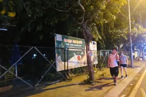 Chùm ảnh: Người dân chấp hành tốt việc hạn chế ra đường