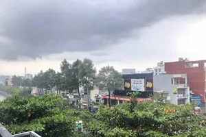 TP.HCM đang có nhiều cơn mưa trái mùa