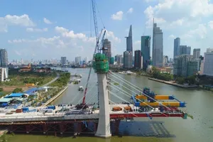 Cầu Thủ Thiêm 2 đã dần thành hình 