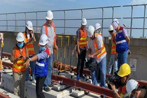 Sự cố lệch dầm cầu metro số 1 sẽ không ảnh hưởng đến tiến độ 