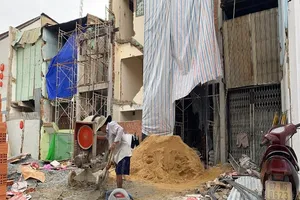 Metro số 2 ‘vỡ’ kế hoạch giải phóng mặt bằng