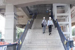 Nguyên nhân tuyến metro số 1 chậm tiến độ 