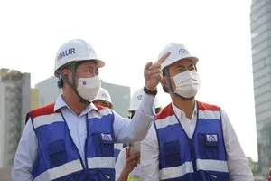Chủ tịch UBND TP.HCM thị sát ga Ba Son của metro số 1