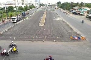 Hôm nay bắt đầu thử nghiệm thu phí cảng biển trên địa bàn TP.HCM