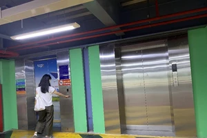 Nhà xe sân bay Tân Sơn Nhất có thêm 2 thang máy mới