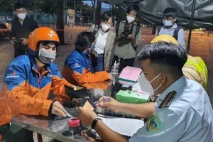 AhaMove xin lỗi cộng đồng do chưa hiểu đúng Chỉ thị 12