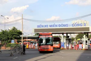 Đã có 10.000 người dân về quê trên những chuyến xe của Công ty Phương Trang