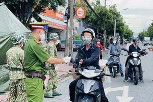 Long An, Tây Ninh, Bình Dương thống nhất với TP.HCM về phương án đi lại 