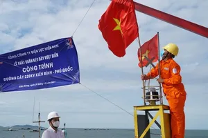 Xuất quân kéo đường dây 220kV Kiên Bình - Phú Quốc vượt biển